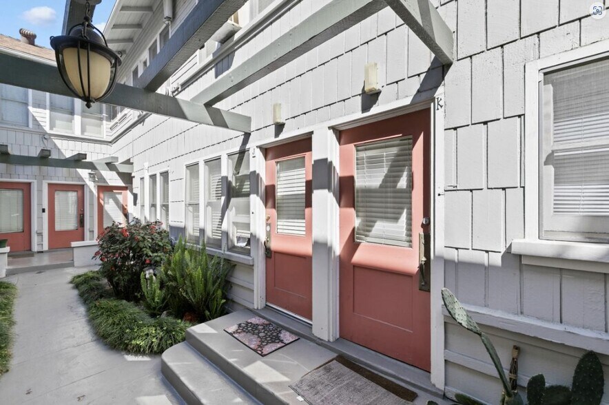 More Photos Of 625 E Broadway, Long Beach Apartments For Sale