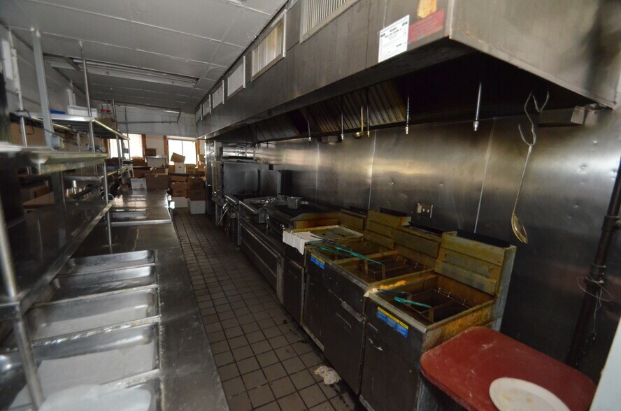 More Photos Of 251 Elm St, Milford Restaurant For Sale