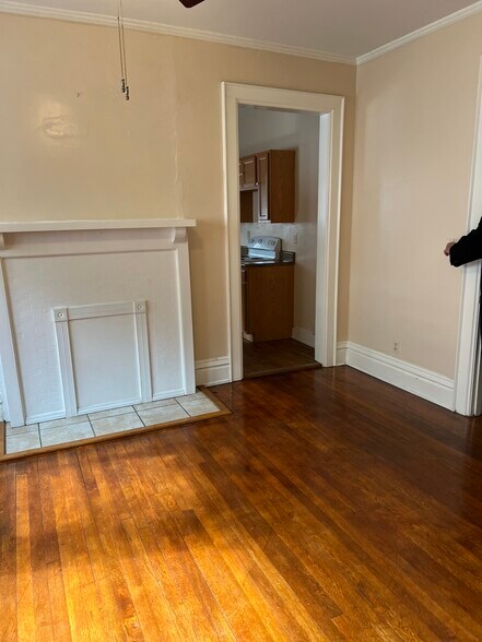 More Photos Of 215 Monongalia St, Charleston Specialty For Lease