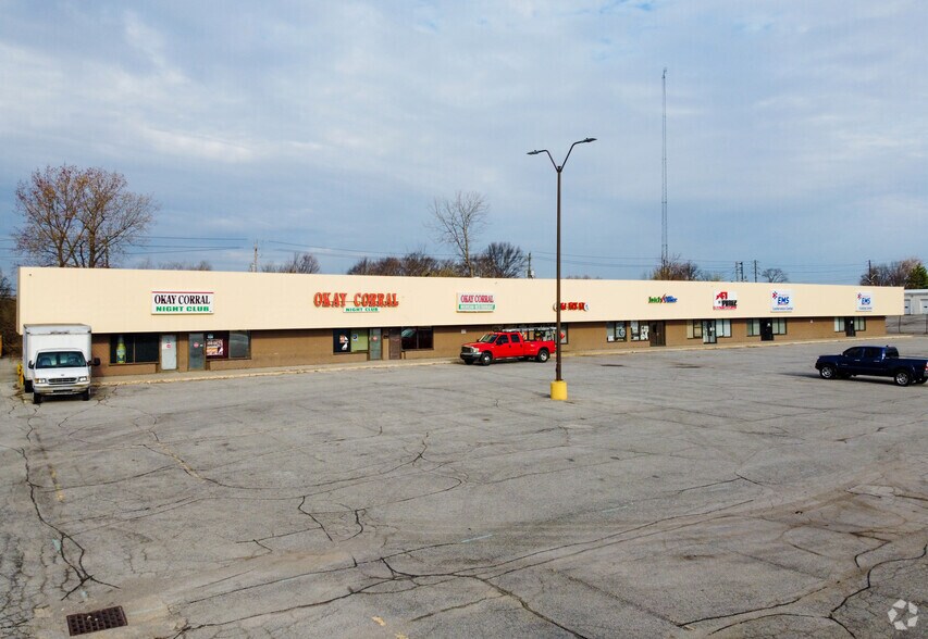 More Photos Of 3962-3976 Georgetown Rd, Indianapolis Unknown For Lease