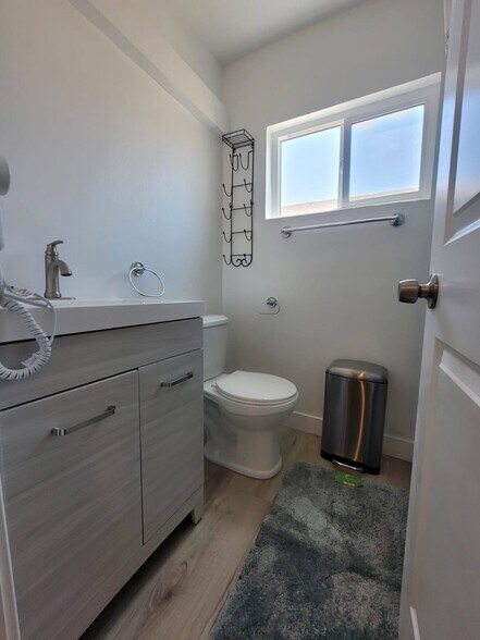 More Photos Of 1820 S La Brea Ave, Los Angeles Apartments For Sale