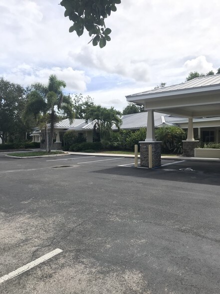 More Photos Of 307 E New Haven Ave, Melbourne Office For Lease