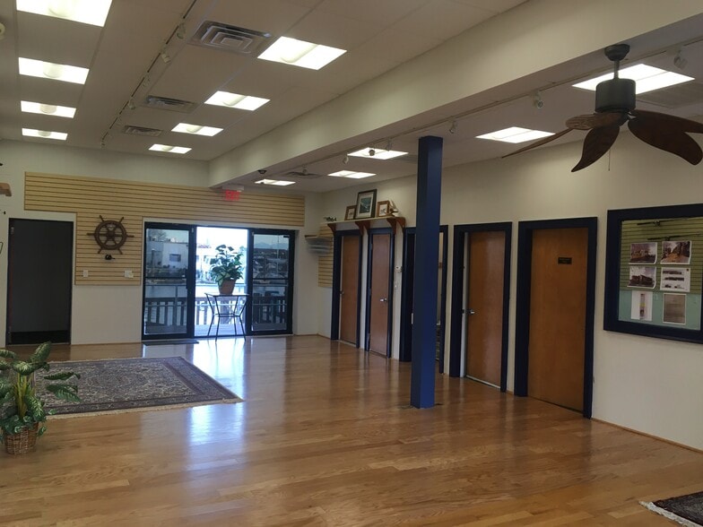 More Photos Of 377 Woodcleft Ave, Freeport Storefront Retail Residential For Sale