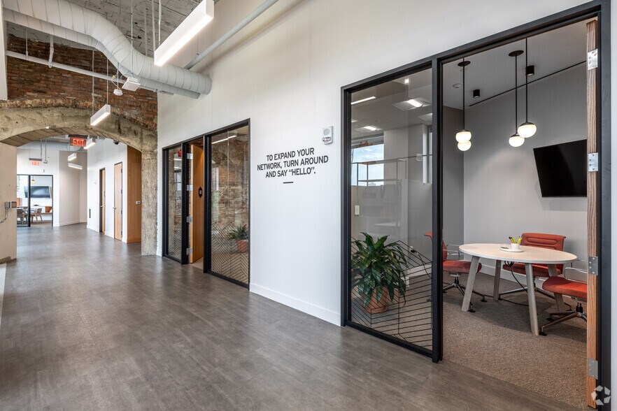 More Photos Of 1468 W 9th St, Cleveland Coworking Space