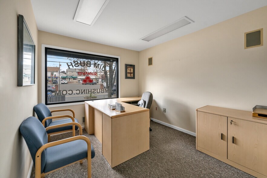 More Photos Of 306-308 Union Blvd, Totowa Office For Lease