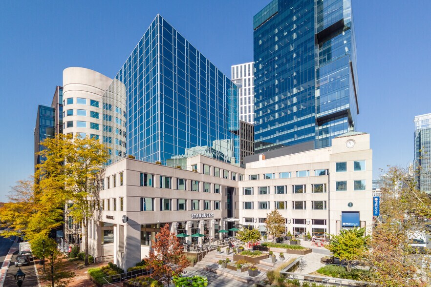 More Photos Of 7200 Wisconsin Ave, Bethesda Office For Lease