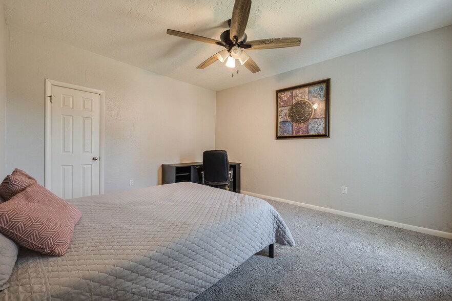 More Photos Of 1810 NW 11th St, Oklahoma City Multifamily For Sale