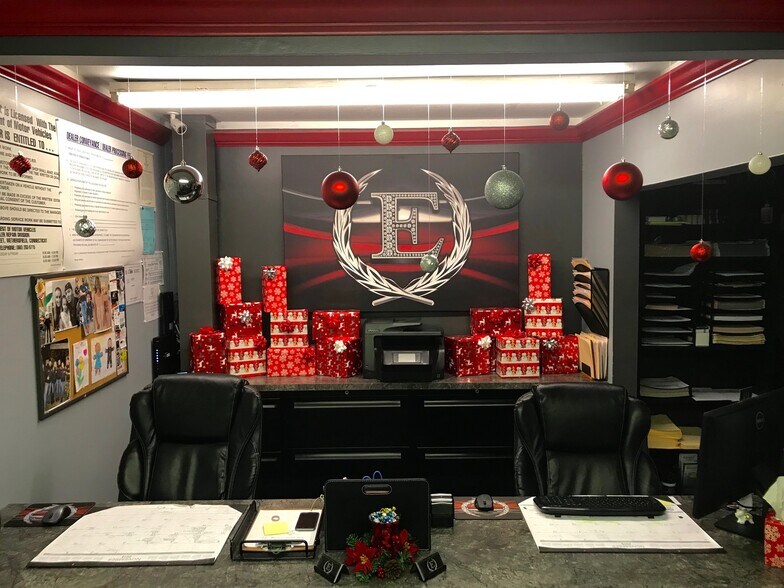 More Photos Of 860 Orange Ave, West Haven Auto Dealership For Lease