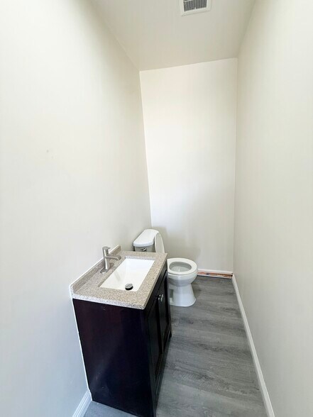 More Photos Of 1630 Potrero Grande Dr, Rosemead Freestanding For Sale