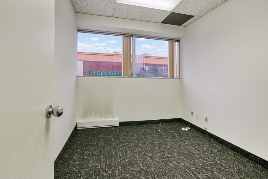 More Photos Of 2 Lisgar St, Sudbury Office For Sale