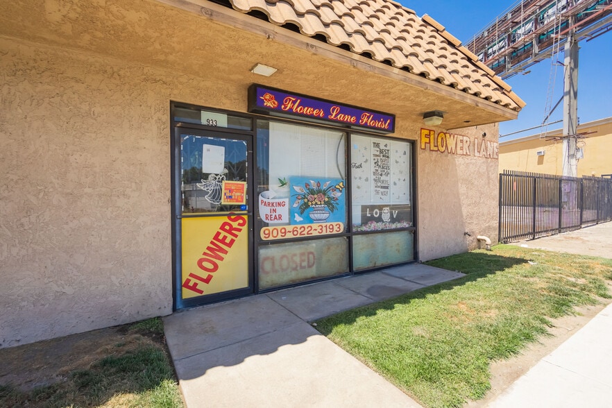 More Photos Of 901-933 N Garey Ave, Pomona Storefront For Sale