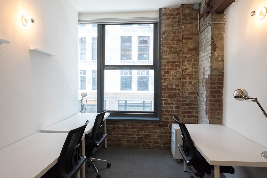 More Photos Of 234 Fifth Ave, New York Coworking Space