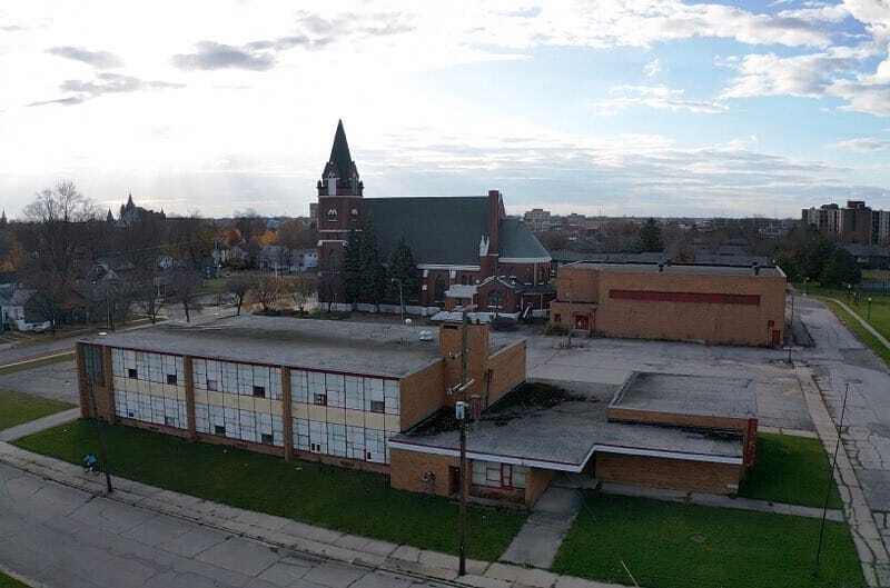 More Photos Of 1123 N Sherman St, Bay City Schools For Lease