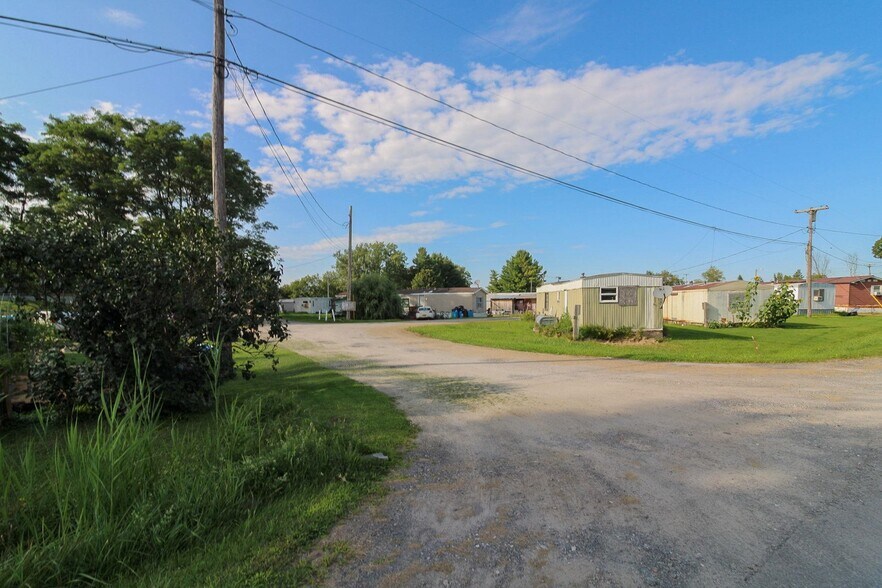 More Photos Of 11 Jameson Rd, Canton Manufactured Housing Mobile Home Park For Sale