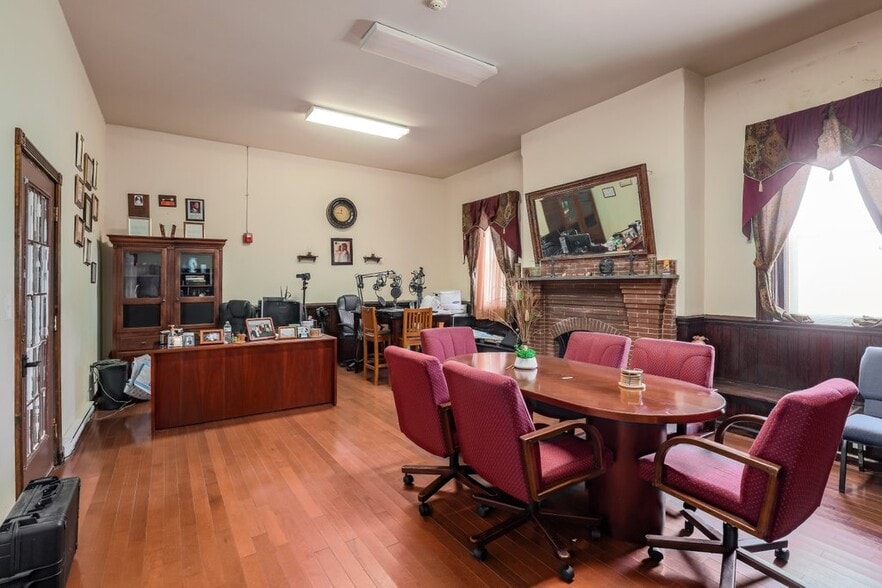 More Photos Of 829 Main St, Worcester Religious Facility For Sale