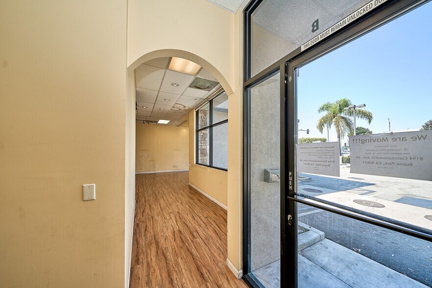 More Photos Of 6242 Beach Blvd, Buena Park Fast Food For Lease