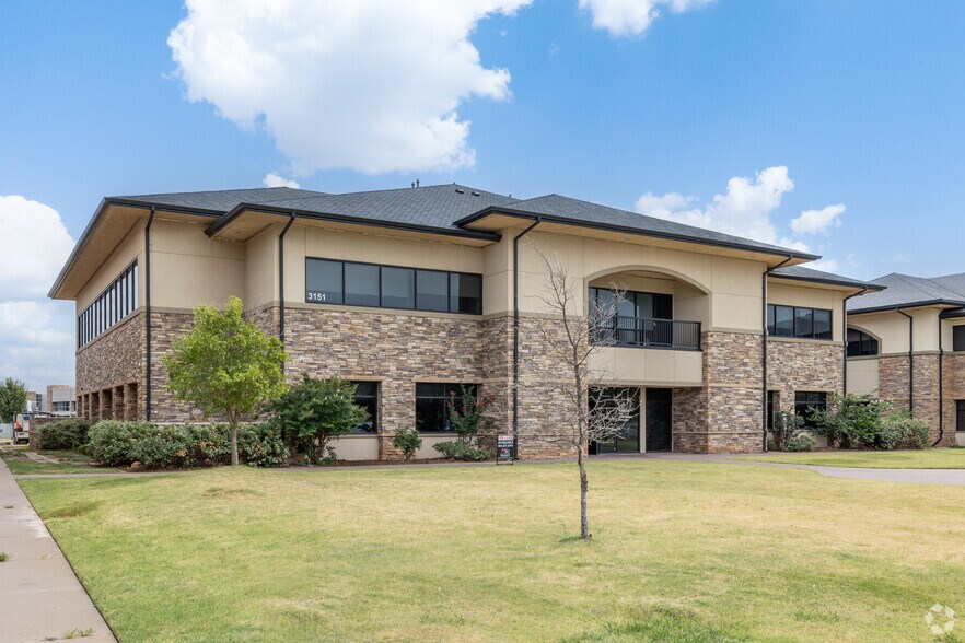 More Photos Of 3151 W Tecumseh Rd, Norman Medical For Lease