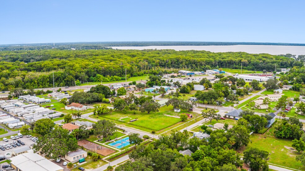 More Photos Of 819 Main St, Tavares Land For Sale