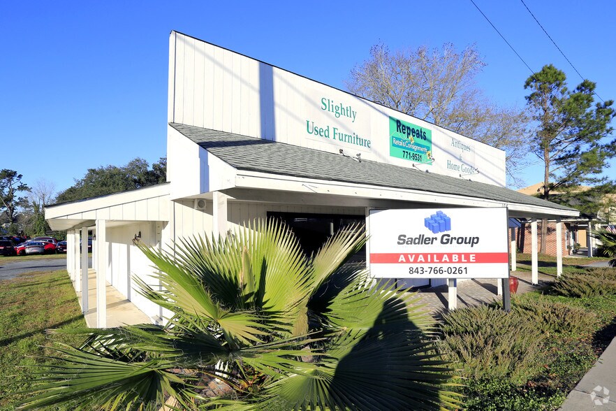 More Photos Of 104 Old Trolley Rd, Summerville Freestanding For Lease