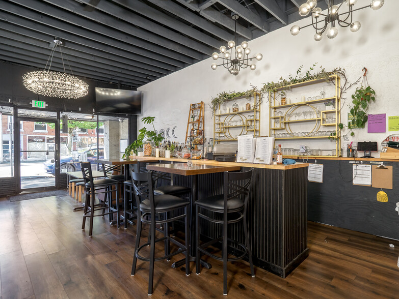 More Photos Of 503 E 1st St, Newberg Storefront For Sale