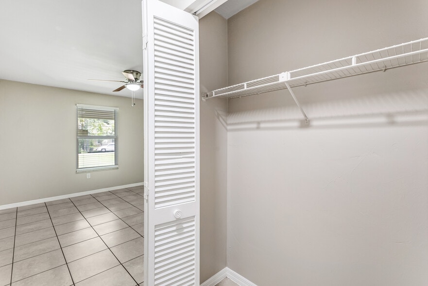 More Photos Of 6240 Rattlesnake Hammock Rd, Naples Apartments For Sale