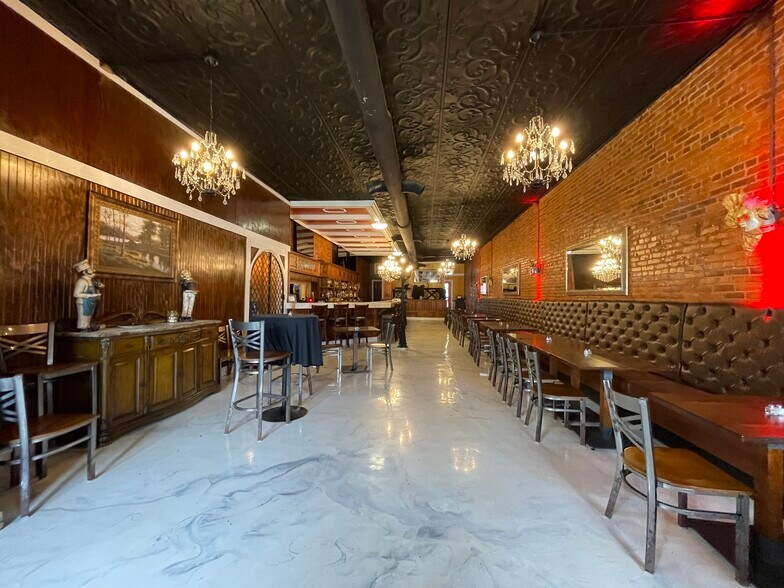 More Photos Of 117 N Jefferson Ave, Eatonton Storefront For Sale