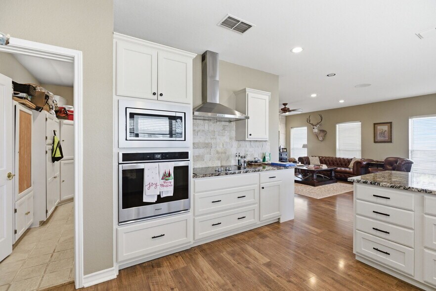 More Photos Of 40455 Interstate 10 W, Boerne Land For Sale