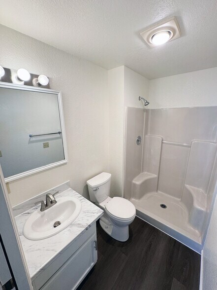 More Photos Of 820 32nd St, Bellingham Apartments For Sale