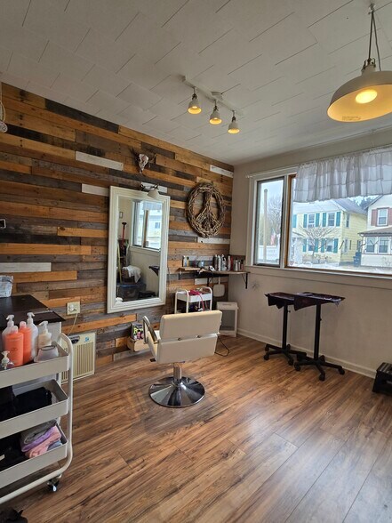 More Photos Of 930 Ringwood Ave, Haskell Auto Repair For Lease