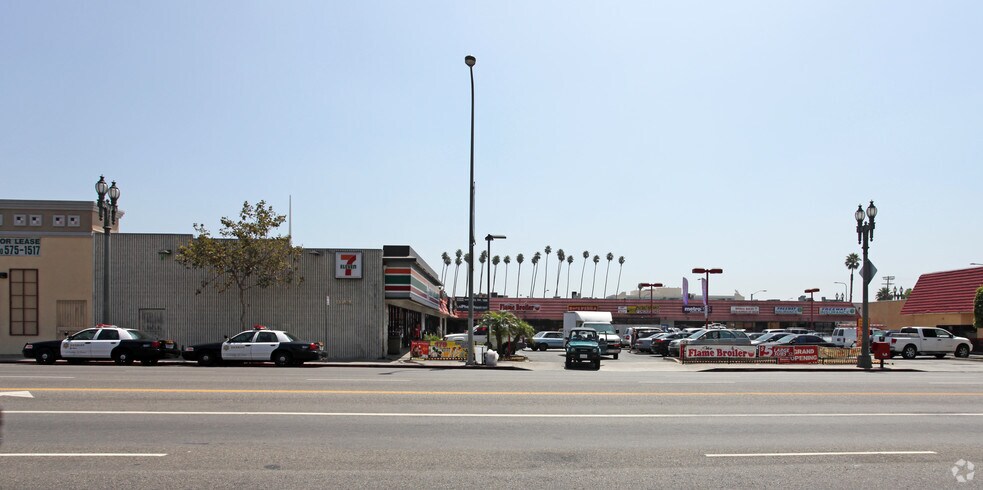 More Photos Of 2512-2540 S Figueroa St, Los Angeles Unknown For Lease