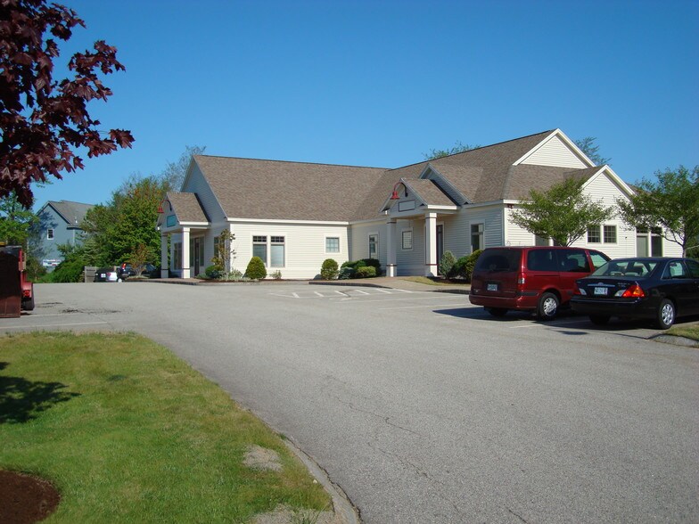 More Photos Of 200 Professional Dr, Scarborough Office For Lease