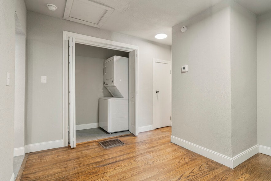 More Photos Of 2618 E 8th St, Tulsa Apartments For Sale