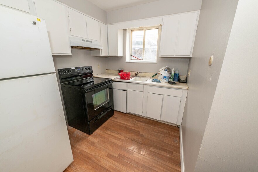 More Photos Of 1626 Linnbrook Dr, Dayton Apartments For Sale