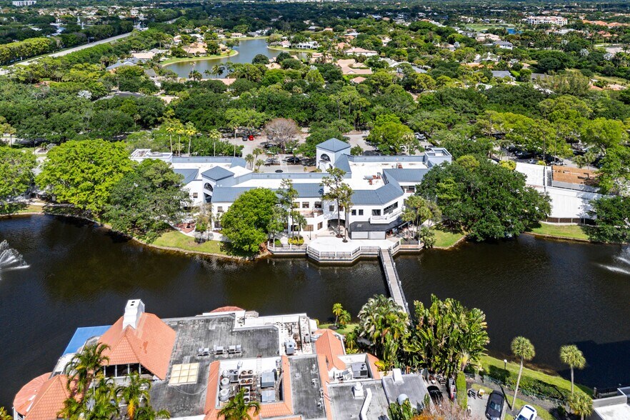 More Photos Of 7820-7860 Glades Rd, Boca Raton Office For Lease