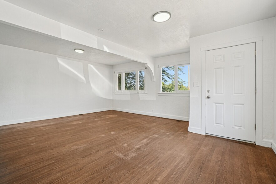 More Photos Of 373 Franklin St, Ogden Multifamily For Sale