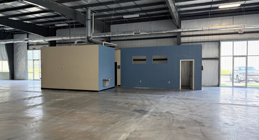 More Photos Of 2196 Lanier Ln, Rockville Warehouse For Lease