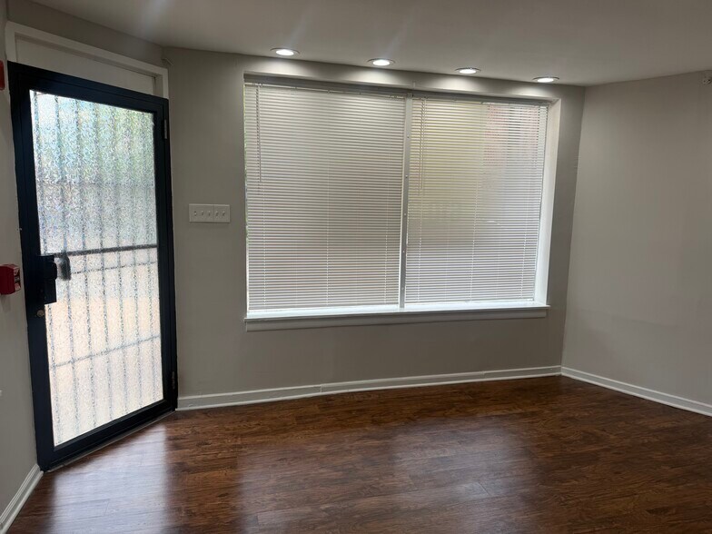 More Photos Of 7401 Woodbine Ave, Philadelphia Storefront Retail Residential For Lease