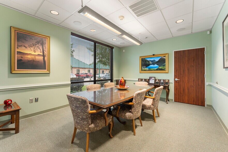 More Photos Of 1125 Cypress Station Dr, Houston Medical For Sale