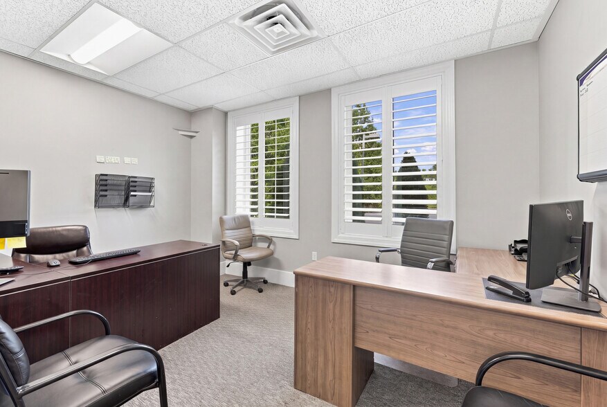 More Photos Of 9250 Highway 17 Byp, Murrells Inlet Office For Sale