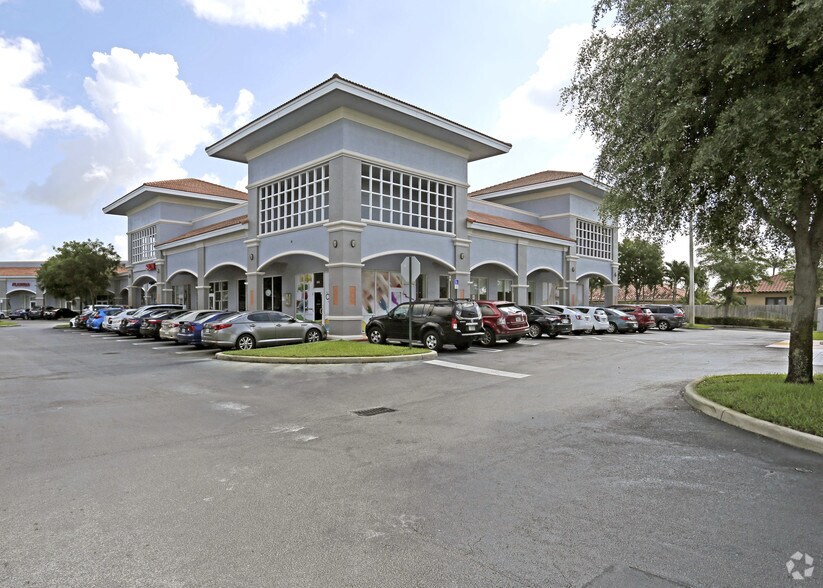 More Photos Of 14215-14285 SW 42nd St, Miami Restaurant For Lease