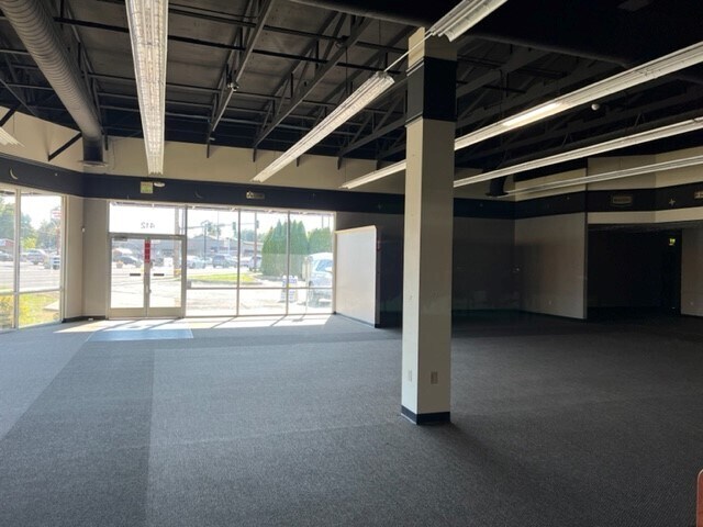 More Photos Of 412 S 9th Ave, Walla Walla Freestanding For Lease