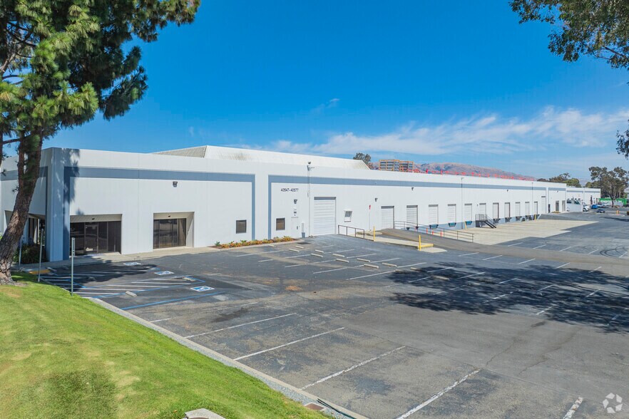 More Photos Of 40545-40577 Albrae St, Fremont Warehouse For Lease