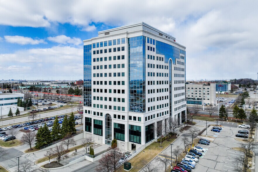 More Photos Of 5800 Hurontario St, Mississauga Office For Lease