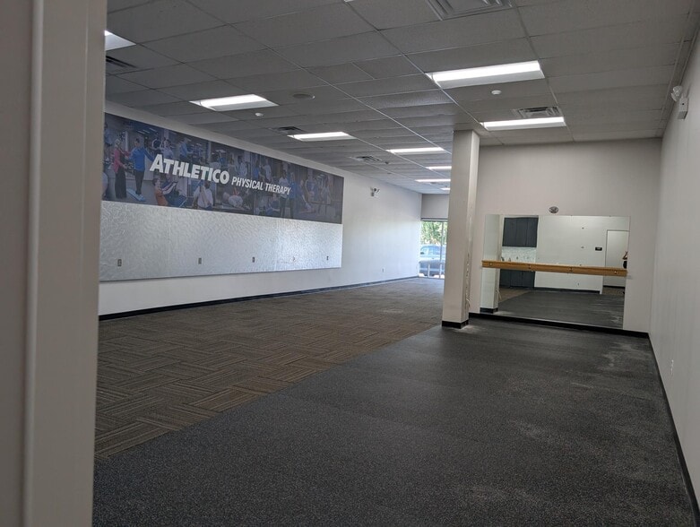 More Photos Of 41 N Bechtle Ave, Springfield Unknown For Lease