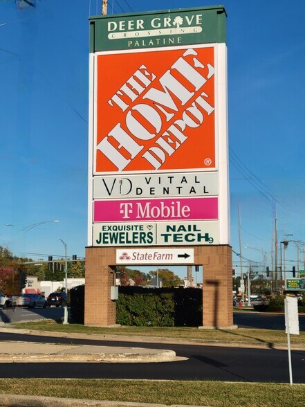 More Photos Of 1590 N Rand Rd, Palatine Unknown For Lease