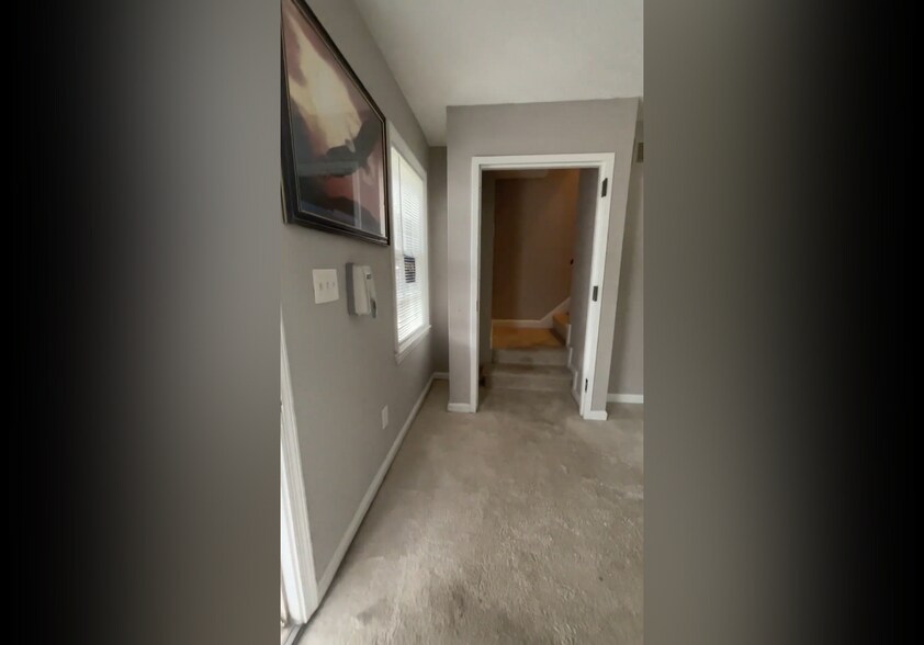 More Photos Of 2401 Huntington Ave, Alexandria Office For Sale