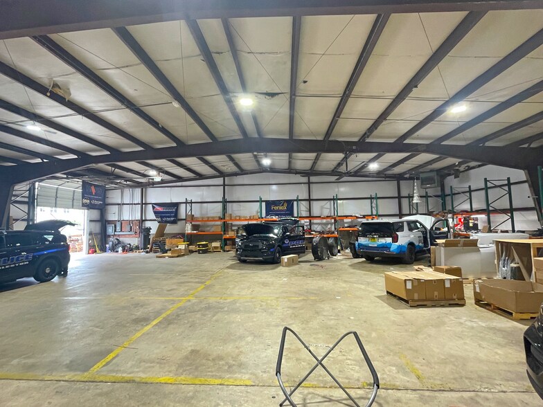 More Photos Of , Columbia Unknown For Sale