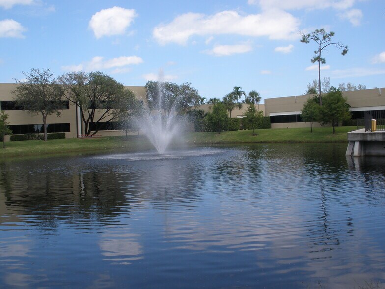 More Photos Of 8130 Royal Palm Blvd, Coral Springs Medical For Lease