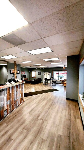 More Photos Of 3608-3612 Betty Dr, Colorado Springs Light Manufacturing For Sale