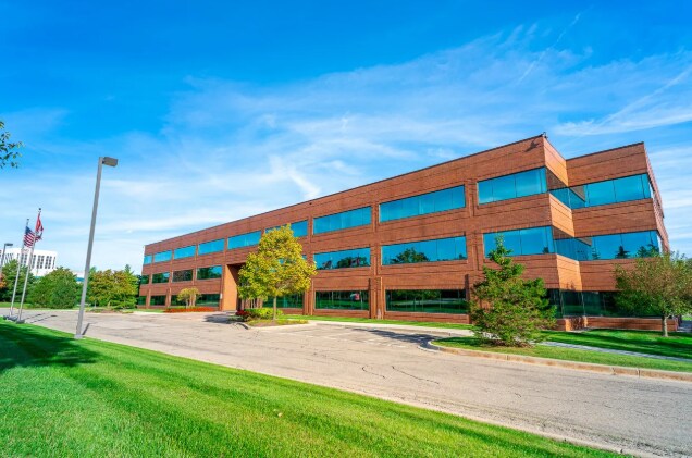 More Photos Of 5250 Corporate Dr, Troy Office For Lease